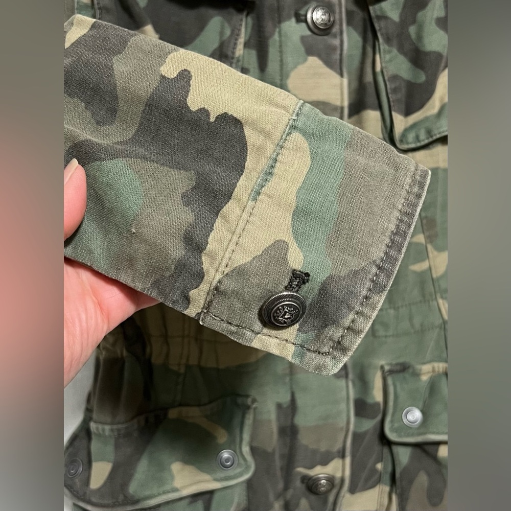 Free People Camo Oversized Utility Jean Jacket Military Style Casual Outdoor - Picture 7 of 16